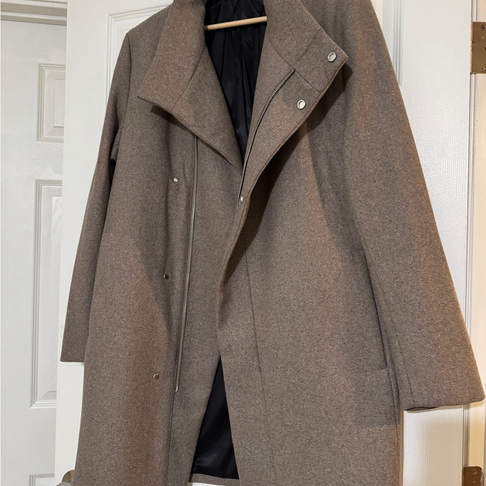 H&M Men's Tan Trench Coat